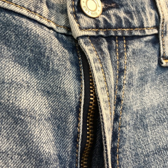 GAP 90’s Loose Mid Rise Jeans - Picture 10 of 15